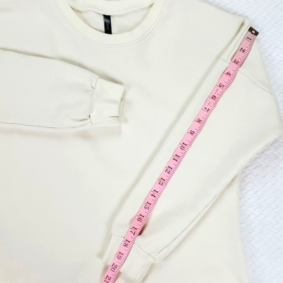 SAVVI Malia Small Cream Ivory Racerback Cut Out Detail Raw Hem Sweatshirt Small - Picture 12 of 17